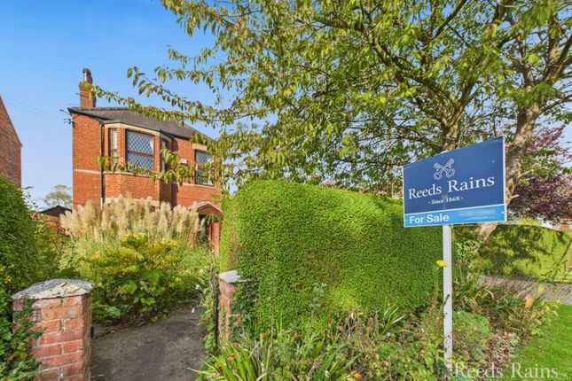 Station Road, Hull HU12 3 bed detached house for sale