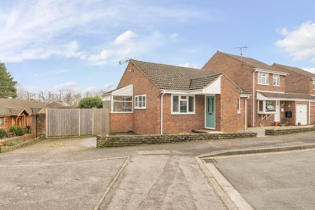 2 bedroom semi-detached bungalow for sale