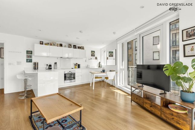 4 Yeo Street, London E3 2 bed flat for sale