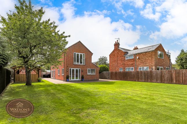 Hall Lane, Brinsley, Nottingham, NG16 3 bed detached house for sale