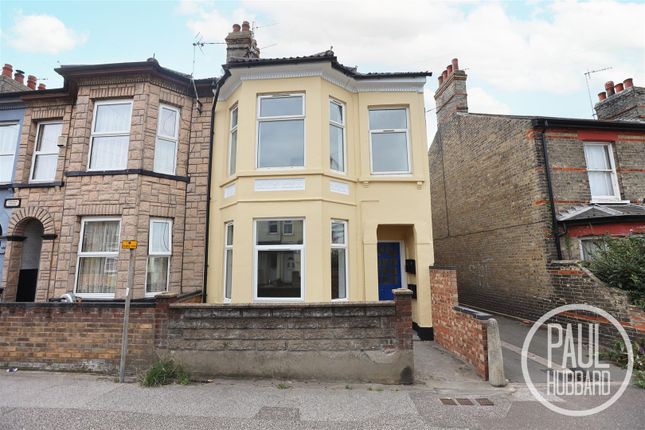 St. Peters Street, Lowestoft, NR32 4 bed end of terrace house for sale