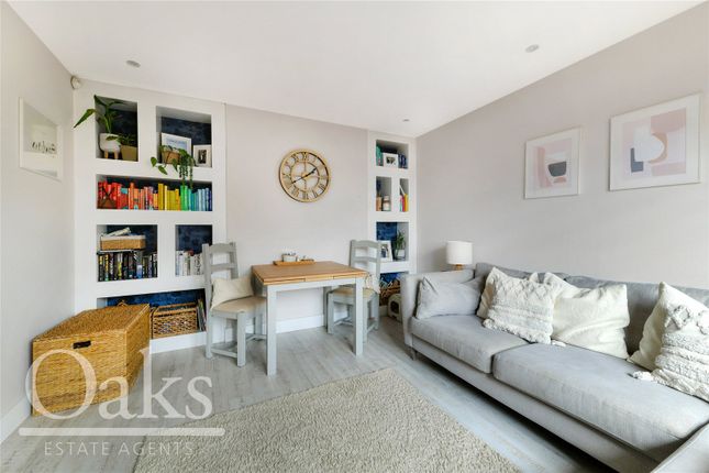 Woodstock Way, Mitcham CR4 Maisonette for sale
