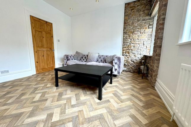 2 bedroom maisonette for sale