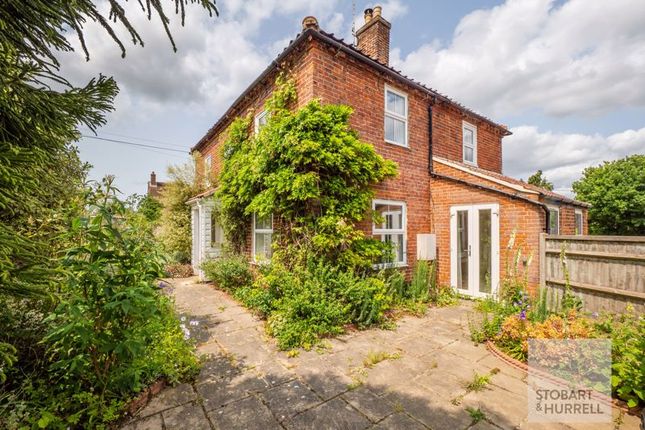 The Street, Norwich NR12 3 bed detached house for sale