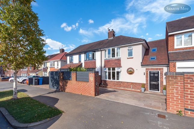 Stanwood Crescent, Stannington... 3 bed semi