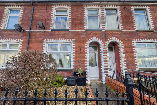 The Highway, Pontypool NP4 3 bed terraced house for sale