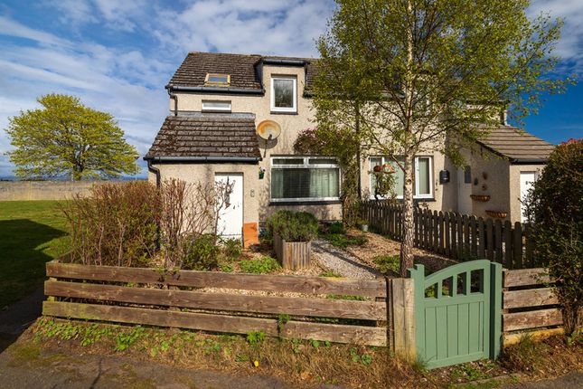 7 Cullen Court, Nairn, IV12 5PG 3 bed semi