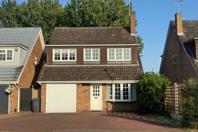 Petersfield, Chelmsford CM1 4 bed detached house for sale