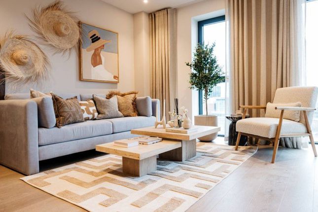 White City Living, White City W12 2 bed flat for sale