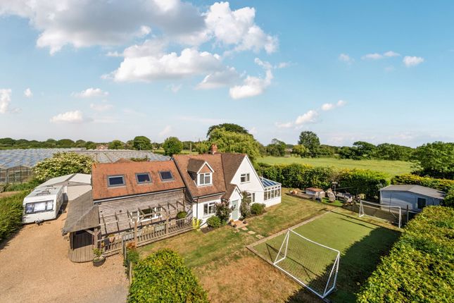 Lockgate Road, Sidlesham Common, PO20 4 bed detached house for sale