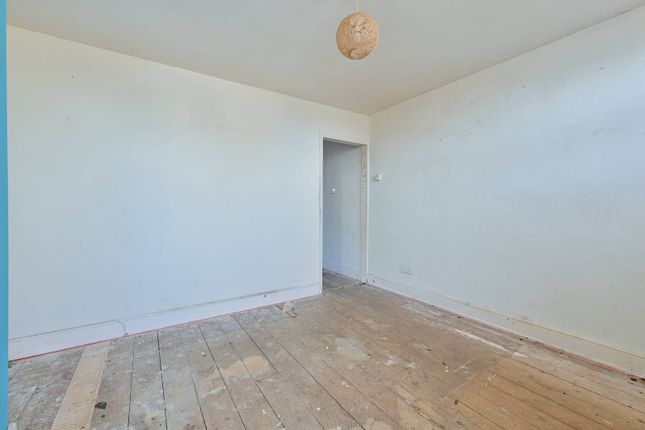 Fearnley Street, Watford, WD18 0RD... 2 bed terraced house for sale