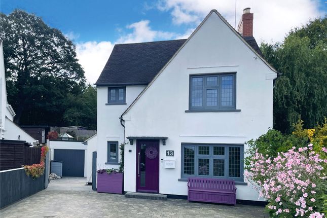 Chesterton Grove, Cirencester... 3 bed detached house for sale