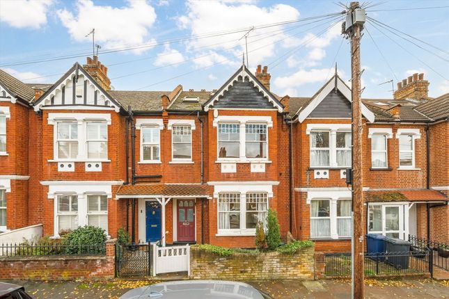 Lawn Gardens, London W7 4 bed house for sale