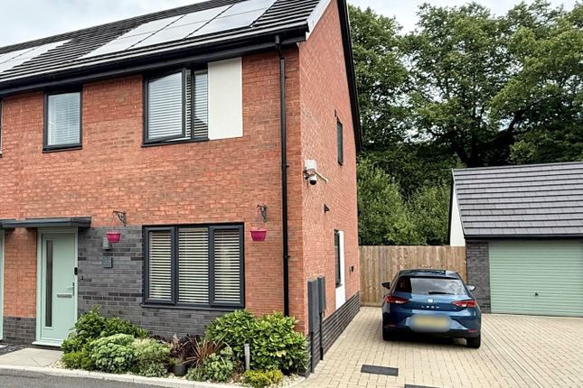 3 bedroom semi-detached house for sale