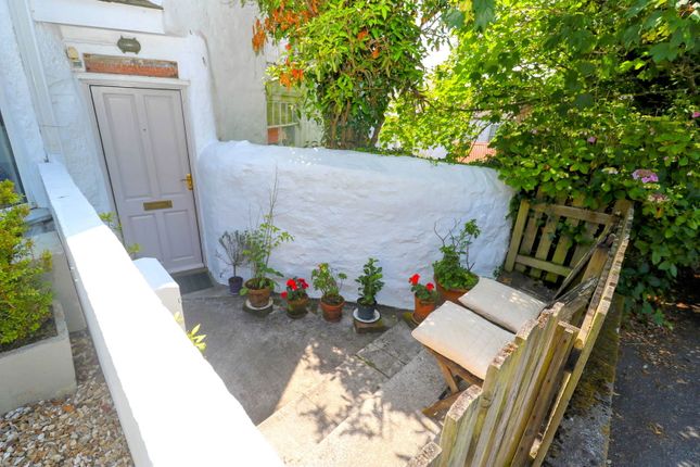 Station Hill, Hayle TR27 1 bed terraced house for sale