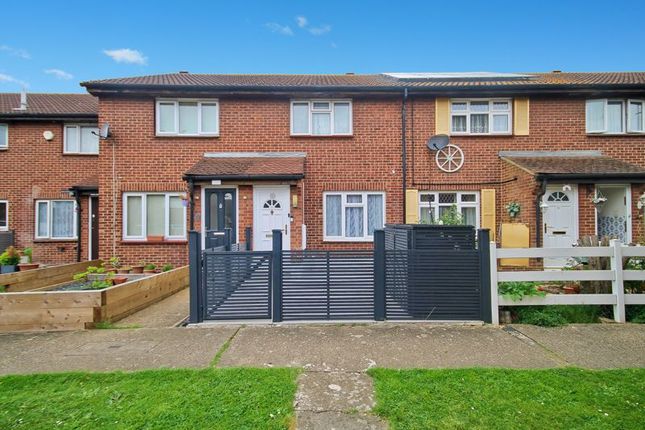 Dacre Close, Greenford 2 bed terraced house for sale