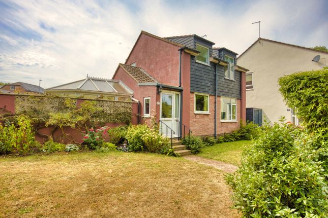 18 Millers Way, Bishops Lydeard, Taunton 3 bed detached house for sale