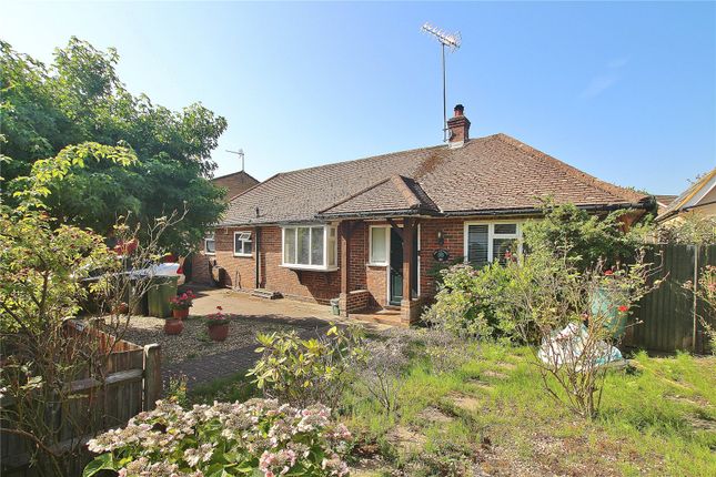 Oak Tree Road, Woking GU21 3 bed bungalow for sale