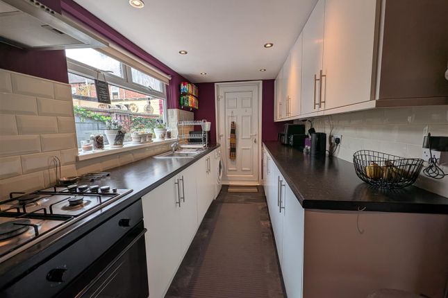 Salisbury Terrace, Darlington 2 bed terraced house for sale