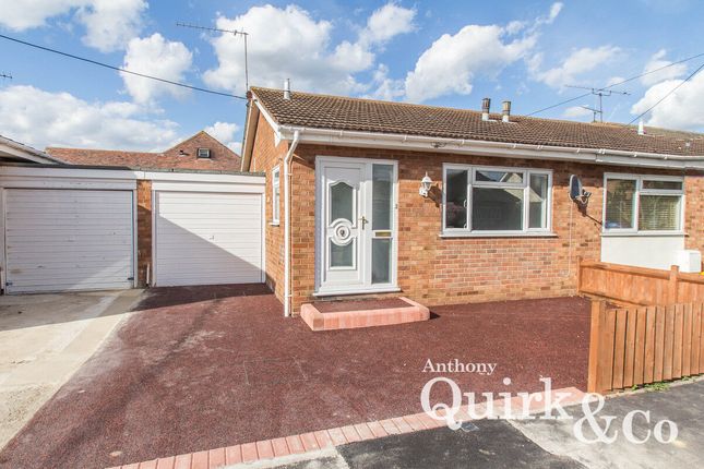 Beverley Avenue, Canvey Island, SS8 1 bed bungalow for sale