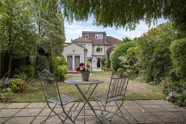 7 bedroom semi-detached house for sale