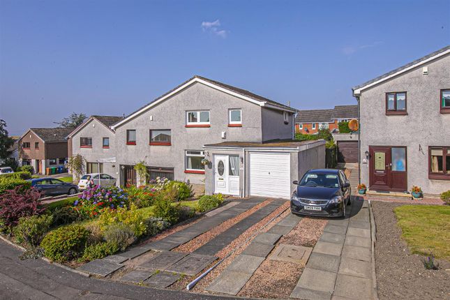 27 Douglas Drive, Dunfermline 3 bed semi