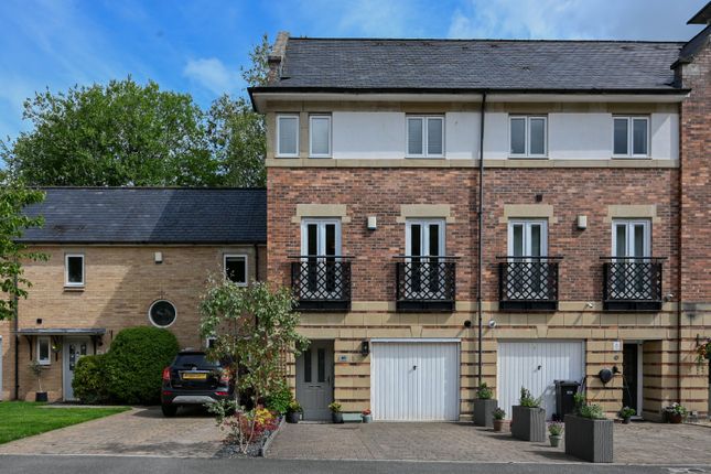 3 bedroom mews property for sale