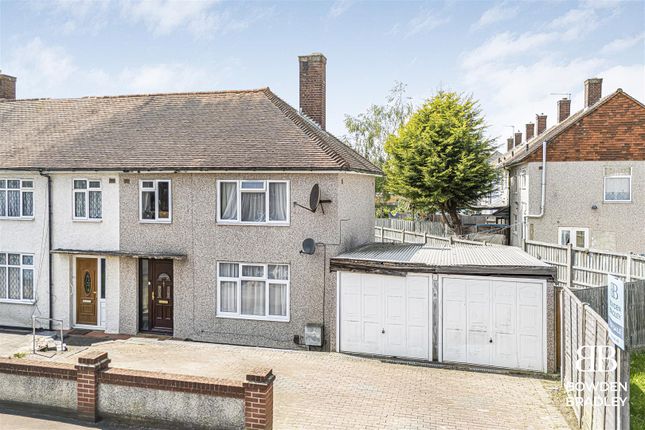 Tufter Road, Chigwell 3 bed end of terrace house for sale