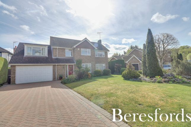 Bowhay, Hutton, CM13 4 bed detached house for sale