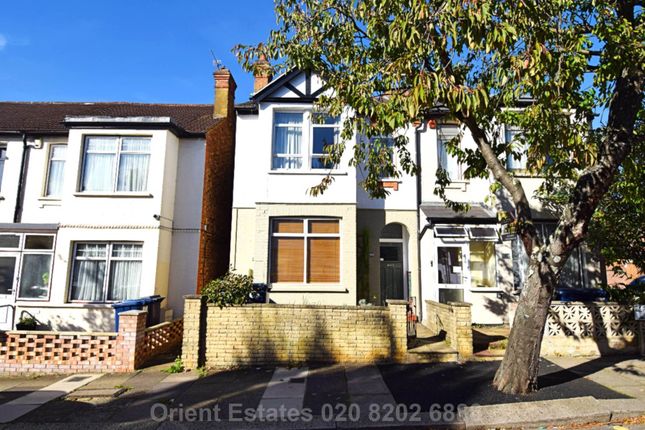 Bertram Road, London 1 bed flat for sale