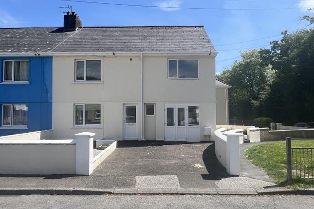 Grosvenor Place, St. Austell 4 bed semi