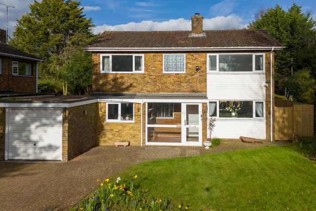 Wendover Road, Aylesbury HP22 4 bed detached house for sale