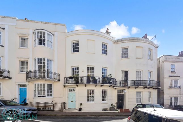Devonshire Place, Brighton BN2 4 bed terraced house for sale