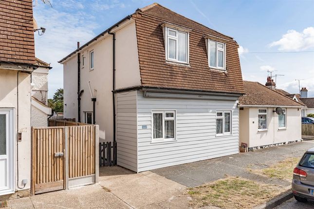 Goodwin Avenue, Swalecliffe, Whitstable 3 bed semi