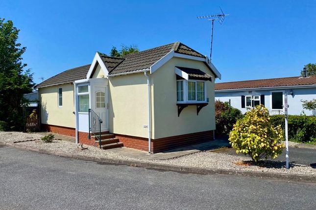 1 bedroom park home for sale