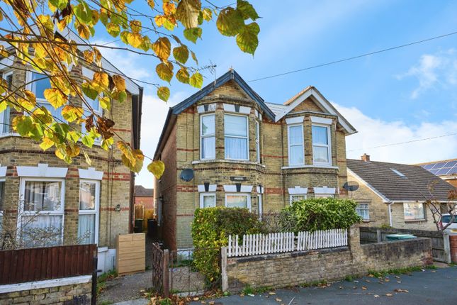 3 bed semi-detached house
