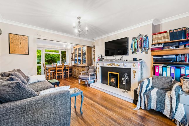 4 bed semi-detached house