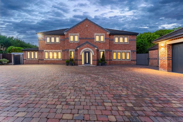 Westleigh Lane, Leigh WN7 5 bed detached house for sale