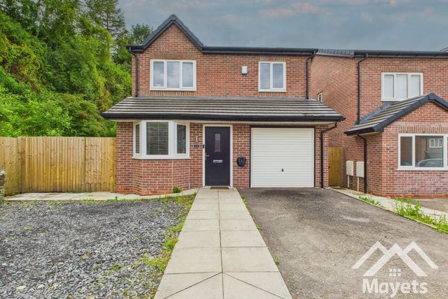 Meadowbrook Rise, Blackburn 4 bed detached house for sale