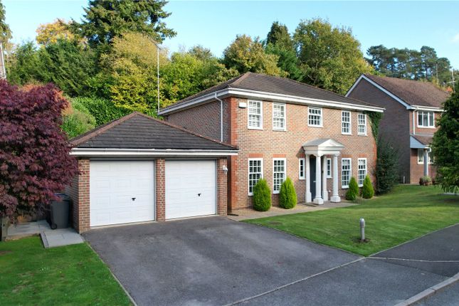 Clovelly Park, Hindhead, Surrey, GU26 4 bed detached house for sale