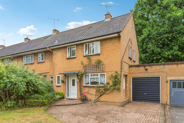 Honeycroft, Welwyn Garden City... 3 bed end of terrace house for sale