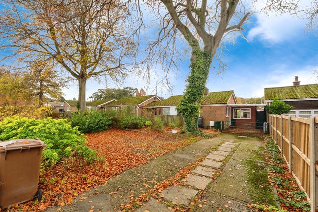 2 bedroom semi-detached bungalow for sale