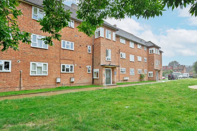 Oxhey Drive, Watford, WD19 1 bed flat for sale