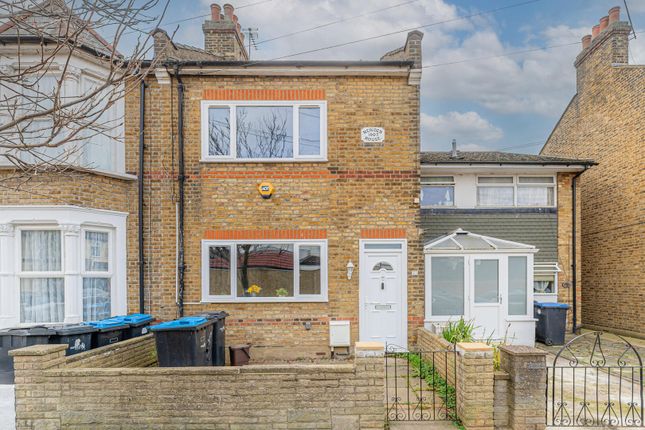 Beaconsfield Road, Enfield 3 bed house for sale