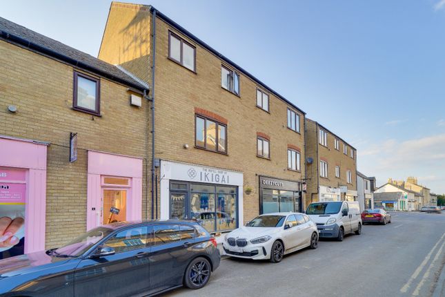 White Hart Court, St Ives... 3 bed maisonette for sale