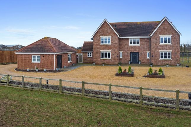Harwich Road, Ardleigh 4 bed detached house for sale