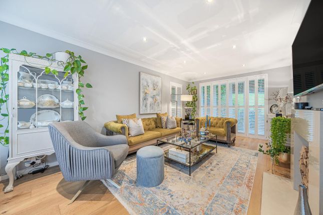 Sylvester Avenue, Chislehurst, Kent, BR7 3 bed detached house for sale