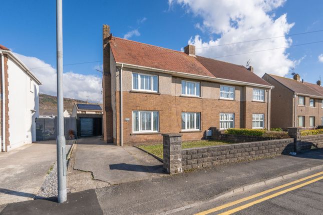 3 bed semi-detached house