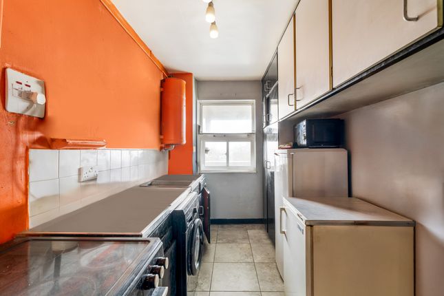 Elm Park House, Chelsea SW10 2 bed apartment for sale