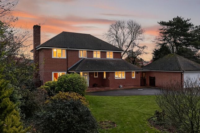 Grove Park, Etwall, Derbyshire DE65 6NS 4 bed detached house for sale